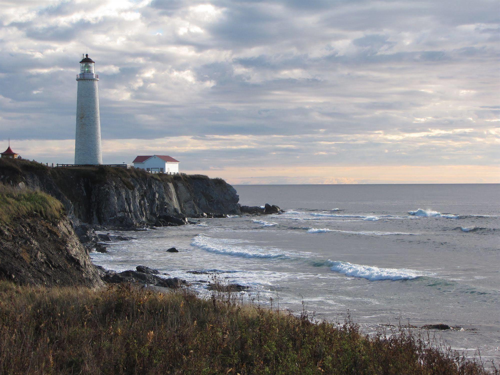 Motel Du Haut Phare Cap-des-Rosiers Экстерьер фото